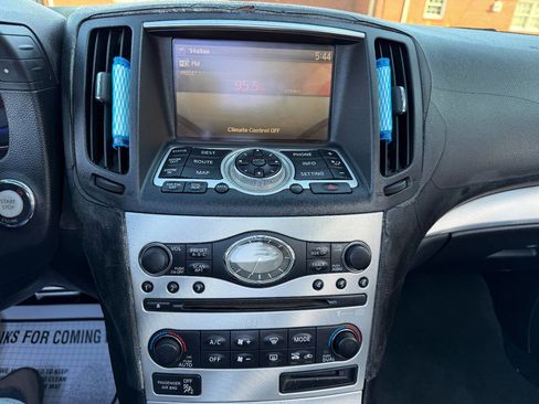 Used 2009 INFINITI G37 Sport w/ Premium Pkg RWD image 23