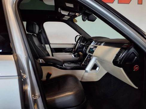 Used 2018 Land Rover Range Rover Supercharged AWD/4WD image 12