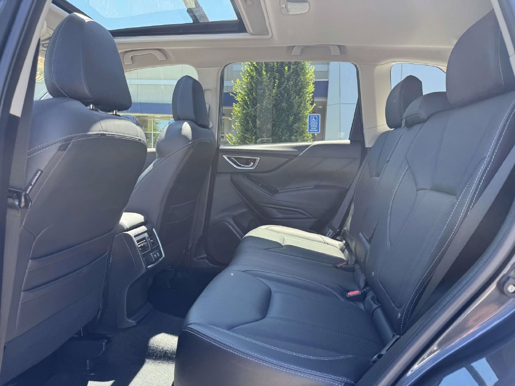 Used 2019 Subaru Forester Limited AWD/4WD image 10