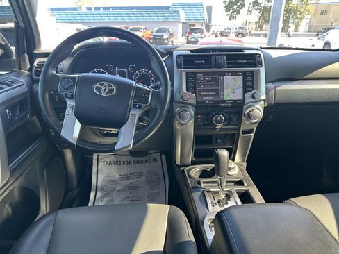 Used 2022 Toyota 4Runner SR5 Premium image 13