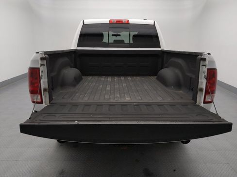 Used 2012 RAM 1500 Big Horn w/ Remote Start & Security Group image 29