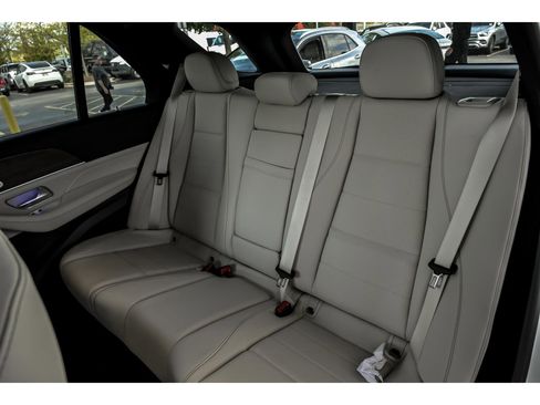 Certified 2026 Mercedes-Benz GLE 350 4MATIC image 11