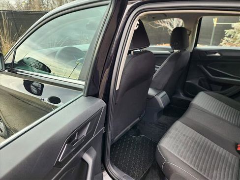 Certified 2024 Volkswagen Jetta S image 21