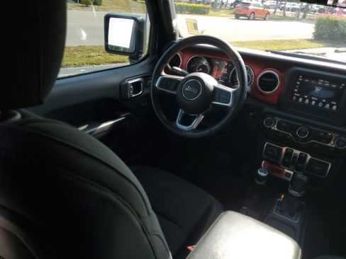 Used 2019 Jeep Wrangler Unlimited Rubicon image 21