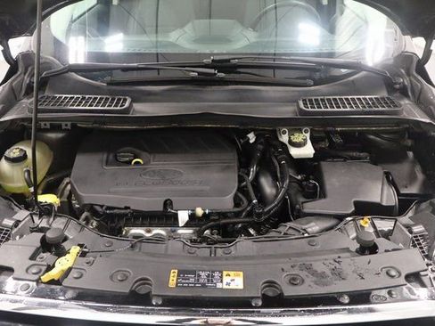 Used 2018 Ford Escape SE w/ SE Sport Appearance Package FWD image 22