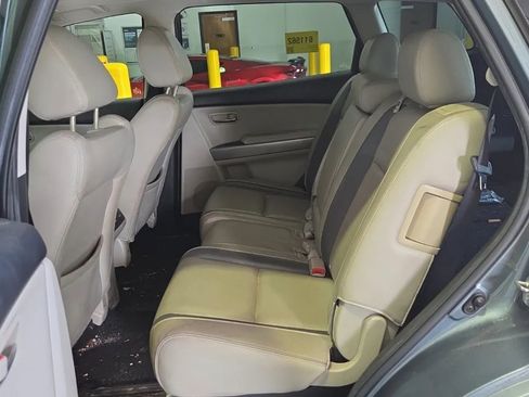 Used 2011 MAZDA CX-9 Grand Touring w/ Moonroof & Bose Audio Pkg FWD image 5