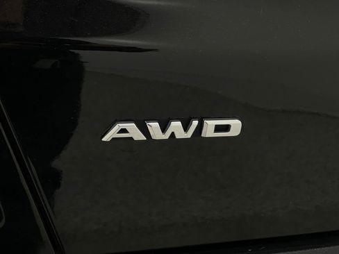 Used 2020 Cadillac XT5 Sportv w/ LPO, Floor Liner Package AWD/4WD image 37