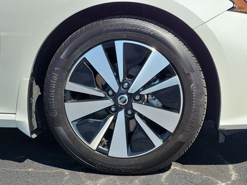 Certified 2022 Nissan Altima 2.5 SV image 5