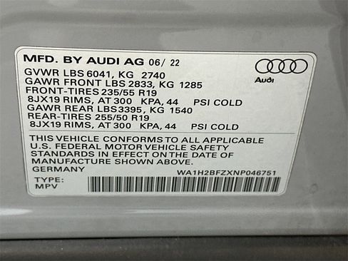 Used 2022 Audi Q4 e-tron Premium Plus w/ Premium Plus image 31