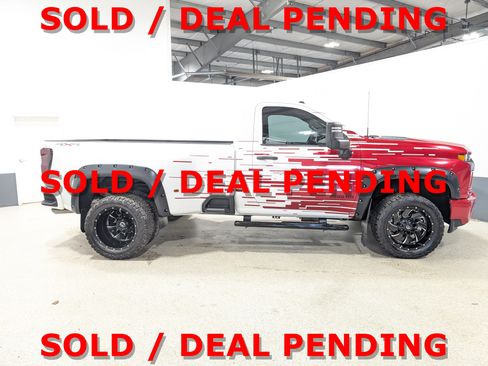 Used 2020 Chevrolet Silverado 3500 W/T w/ WT Convenience Package image 2