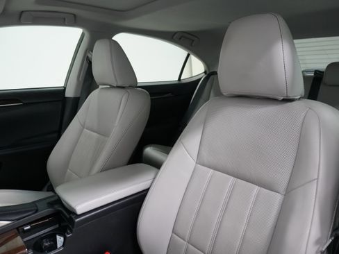 Used 2018 Lexus ES 350 image 9