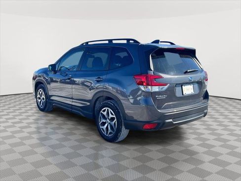 Used 2023 Subaru Forester Premium image 7