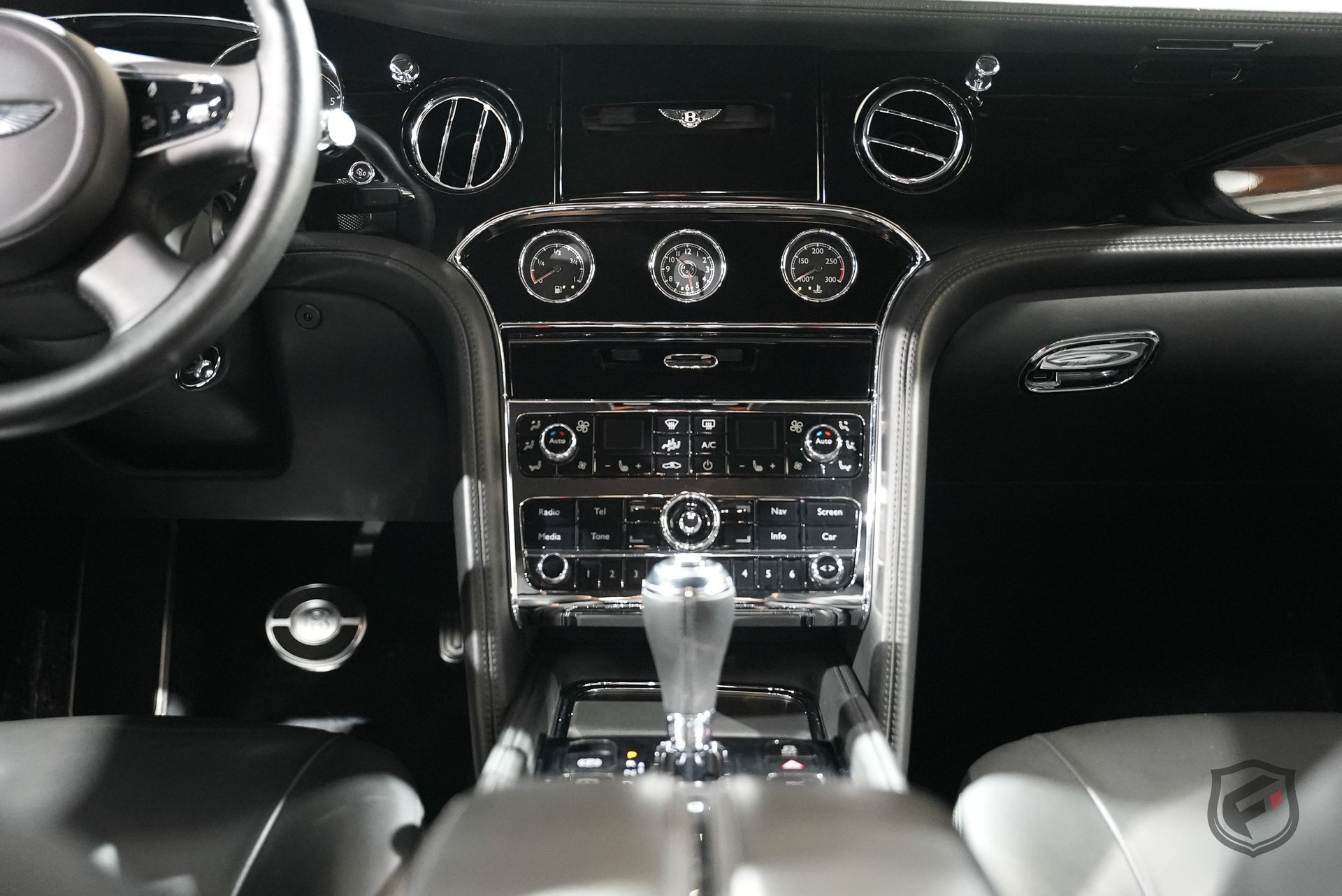 Used 2012 Bentley Mulsanne RWD image 18