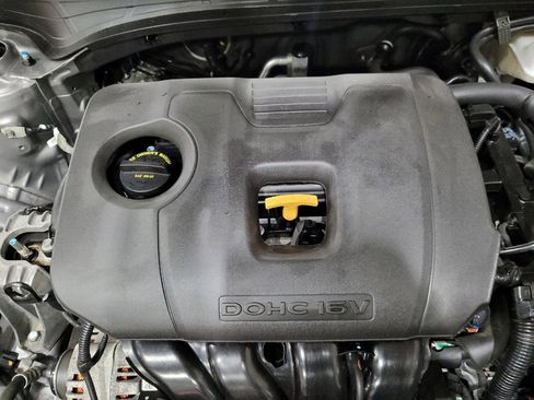 Used 2023 Kia Forte LXS w/ LXS Technology Package FWD image 30