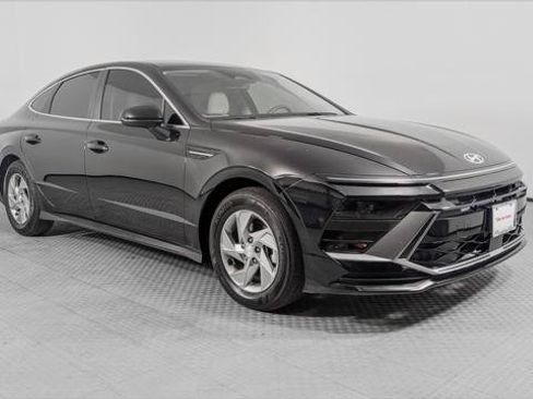 Used 2026 Hyundai Sonata SE FWD image 11
