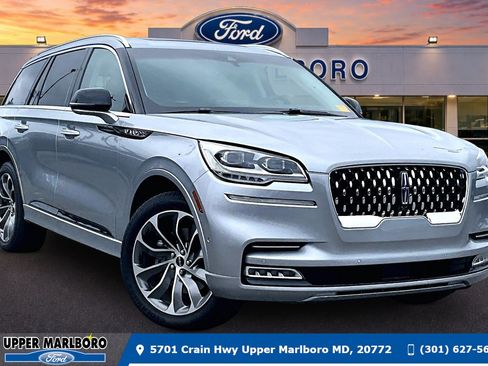 Used 2023 Lincoln Aviator Grand Touring w/ Equipment Group 301A AWD/4WD image 1