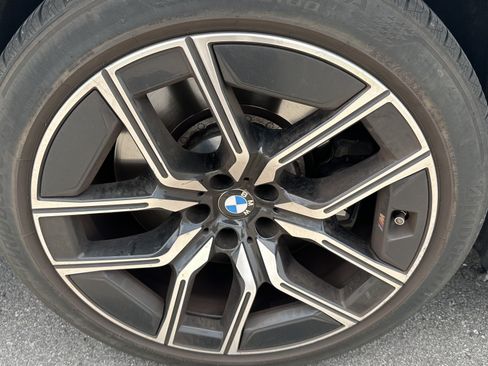 Used 2024 BMW 760i xDrive AWD/4WD image 14