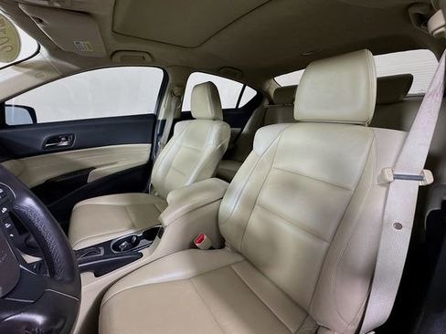 Used 2017 Acura ILX image 11