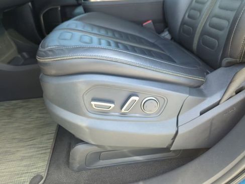 Used 2023 Rivian R1T Adventure image 20