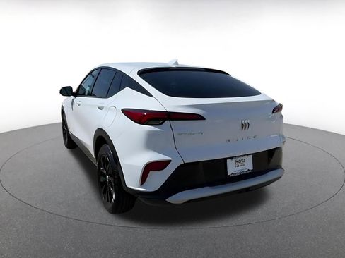 Used 2025 Buick Envista Sport Touring image 16