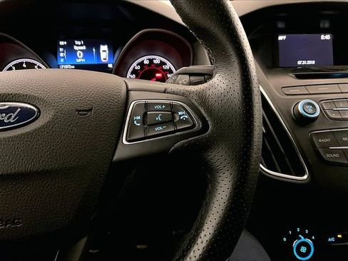 Used 2017 Ford Focus ST FWD image 18