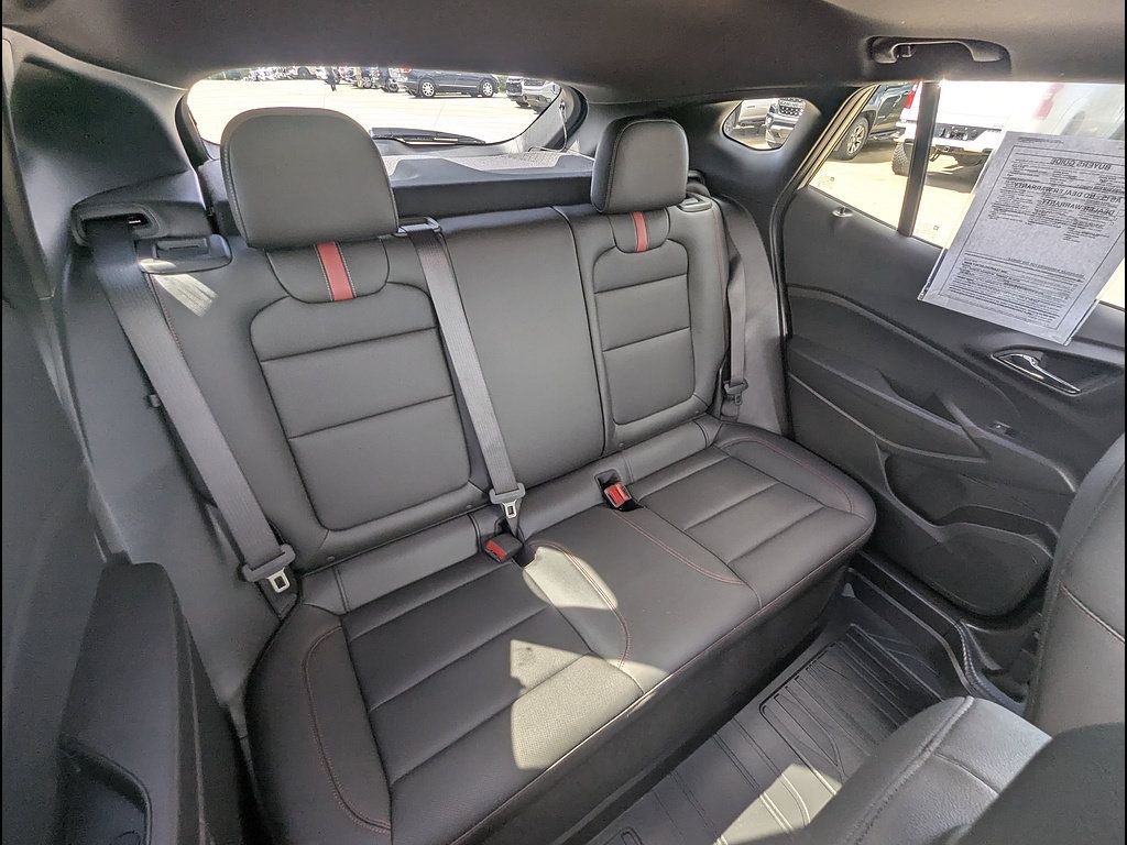 Used 2026 Chevrolet Trax RS w/ Sunroof Package FWD image 20