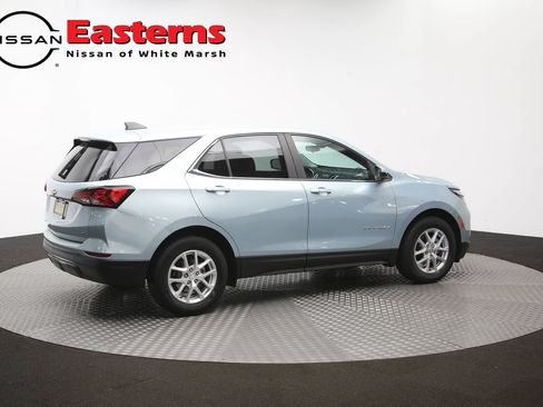 Used 2022 Chevrolet Equinox LT FWD image 40