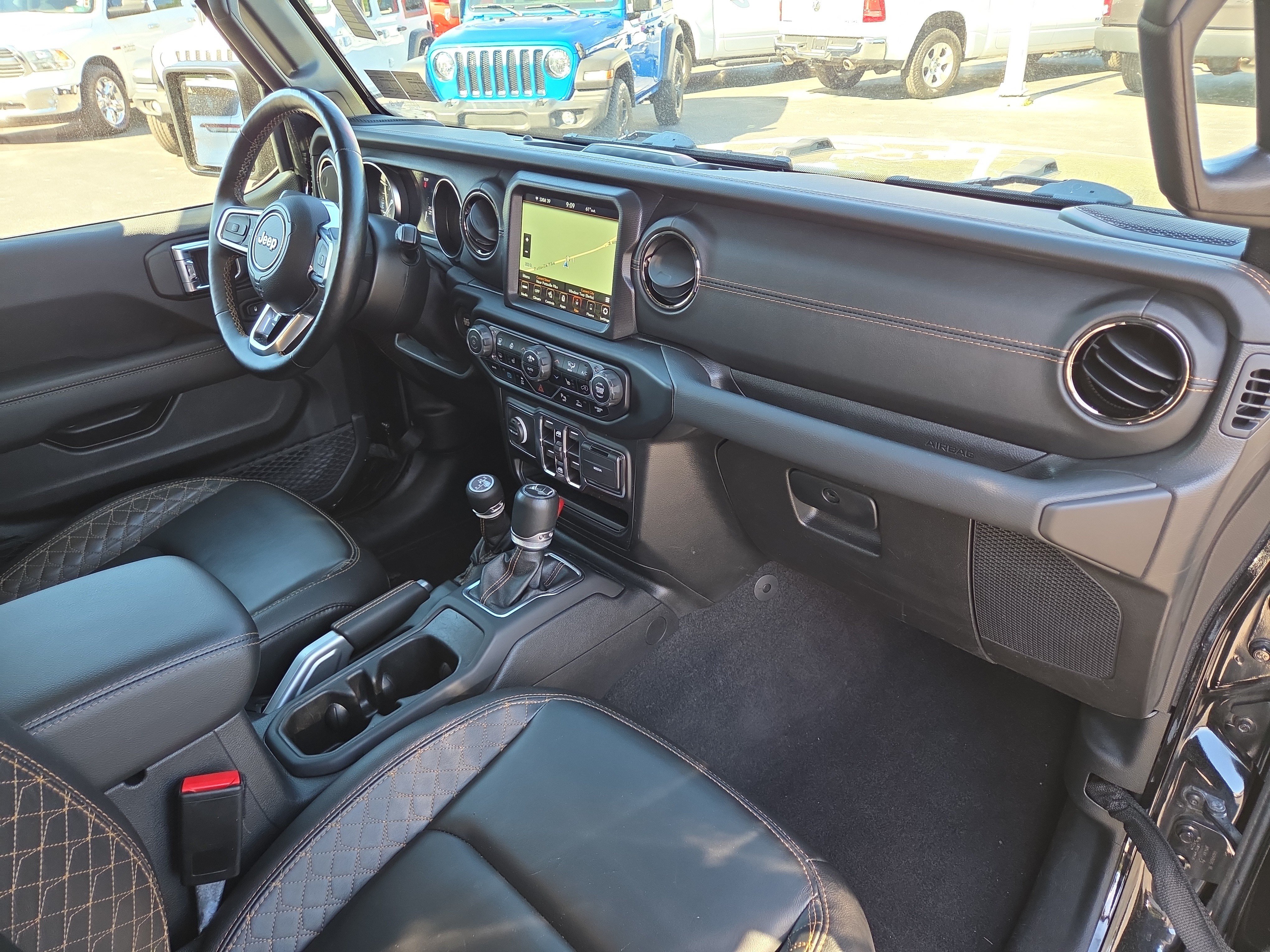Certified 2021 Jeep Wrangler Unlimited Sahara AWD/4WD image 19