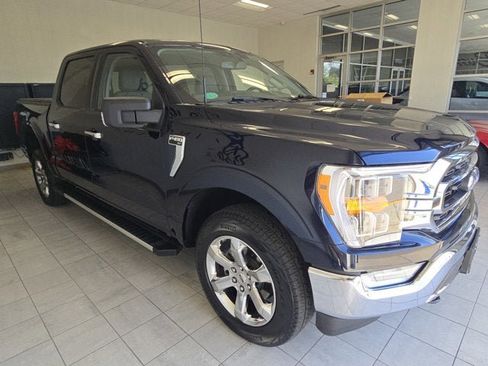 Used 2022 Ford F150 XLT w/ Equipment Group 302A High AWD/4WD image 3