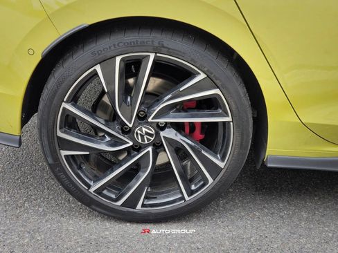 Used 2022 Volkswagen GTI Autobahn image 8