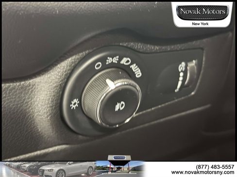 Used 2021 Dodge Durango R/T w/ Blacktop Package image 18