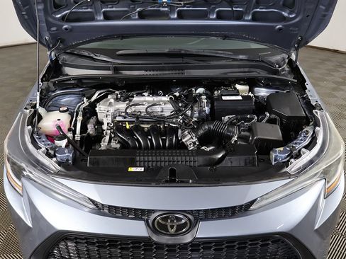 Used 2022 Toyota Corolla LE FWD image 14