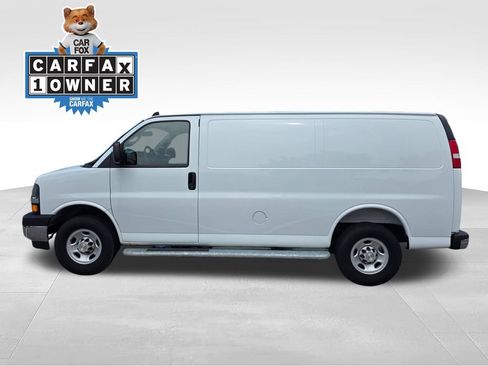 Certified 2025 Chevrolet Express 2500 w/ Driver Convenience Package RWD image 4
