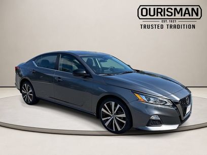 Used 2020 Nissan Altima 2.5 SR w/ Premium Package