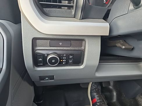 Used 2024 Ford F350 XLT AWD/4WD image 21