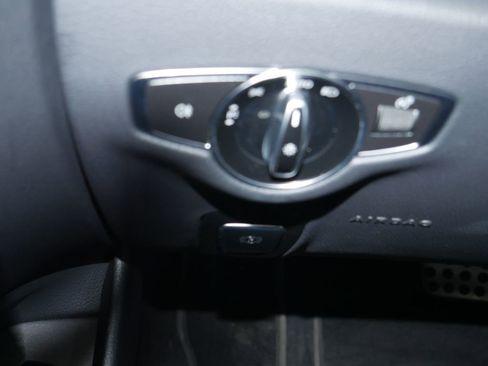 Used 2021 Mercedes-Benz E 63 AMG S image 40