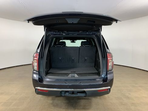 Used 2022 Chevrolet Tahoe LT w/ Luxury Package image 12