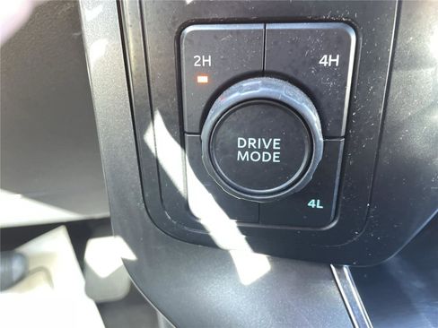 Used 2023 Ford F150 Lariat image 19