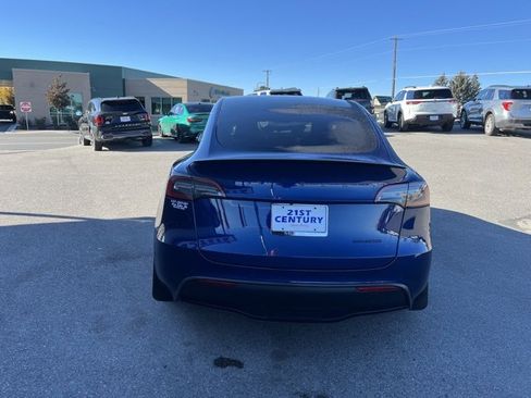 Used 2022 Tesla Model Y Performance image 9