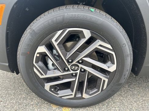 New 2025 Hyundai Tucson Limited image 40