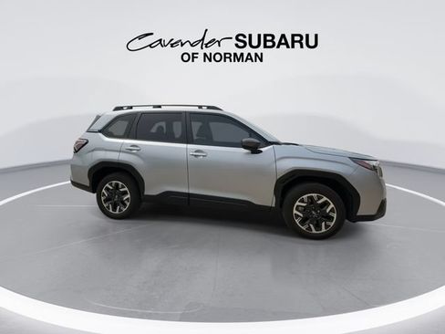 Certified 2025 Subaru Forester Premium AWD/4WD image 9