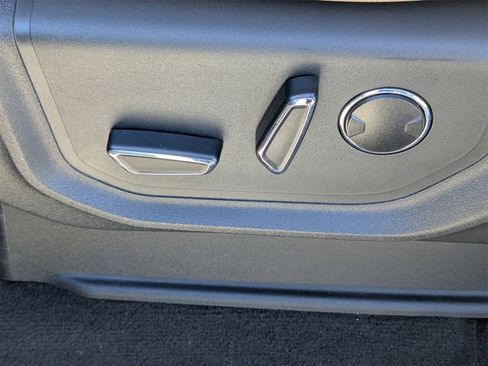 Used 2024 Ford Expedition Max Limited image 22