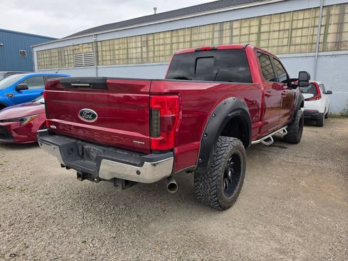 Used 2017 Ford F250 Lariat w/ Lariat Ultimate Package AWD/4WD image 2