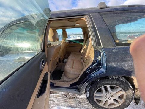 Used 2005 Subaru Forester 2.5XS L.L. Bean image 21