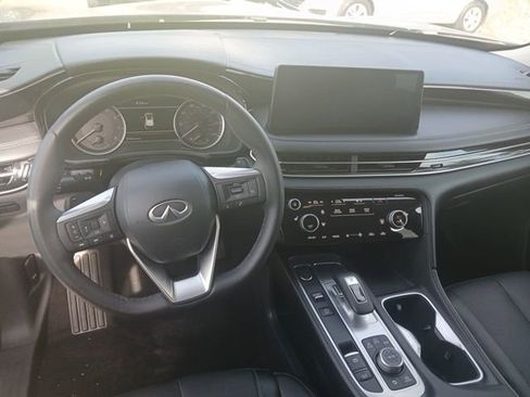 Certified 2025 INFINITI QX60 Pure FWD image 6
