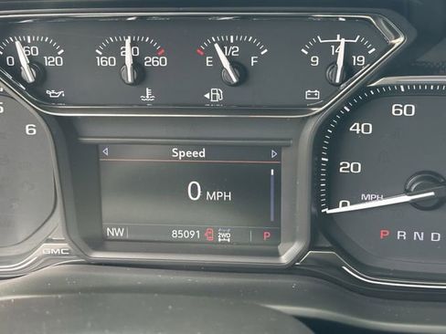 Used 2022 GMC Sierra 1500 SLT AWD/4WD image 16