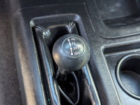 Used 2015 RAM 3500 Tradesman w/ Chrome Appearance Group image 17