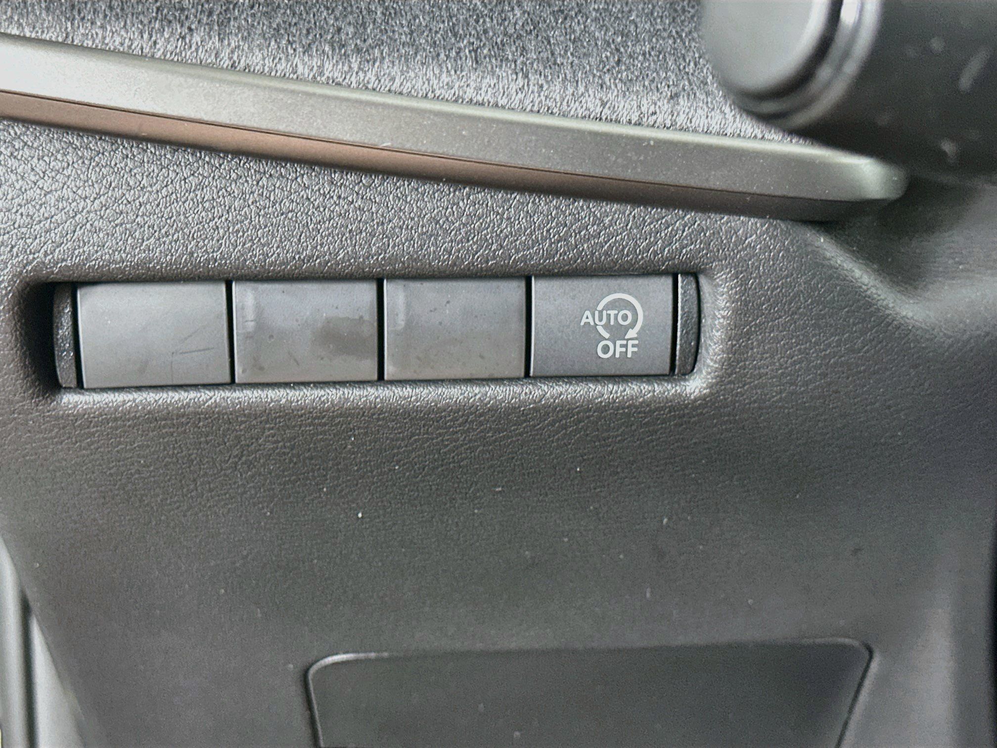 Used 2026 Nissan Kicks S FWD image 17