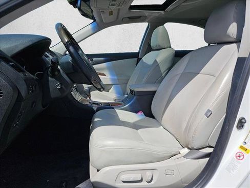 Used 2010 Lexus ES 350 FWD image 11