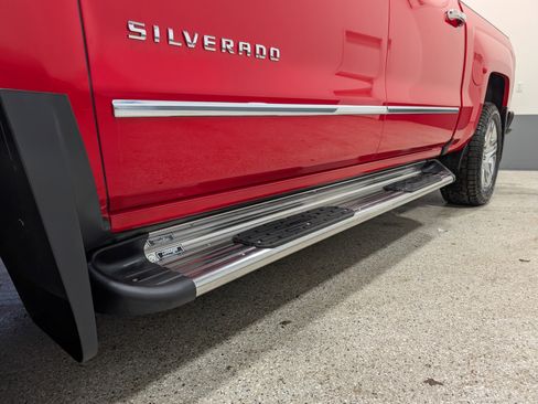 Used 2018 Chevrolet Silverado 1500 Custom w/ Custom Convenience Package image 9